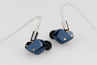 final A8000 DC In-Ear-Paar mit Kabel