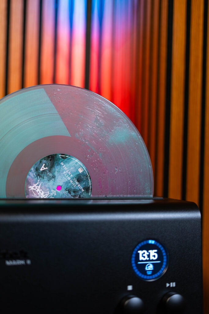 Degritter Mark II mit Borknagar Vinyl beim Reinigen