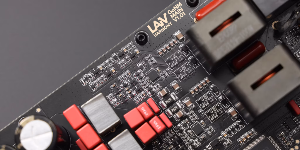 LAiV Harmony GaNM Innenansicht auf das Board