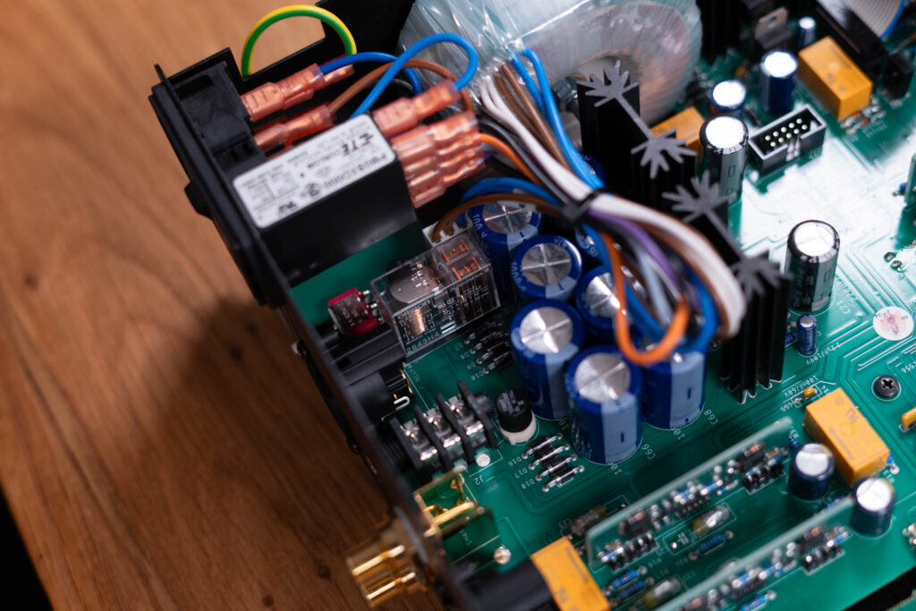 SPL Phonitor xe von innen
