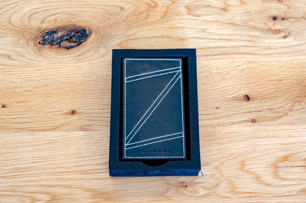 Shanling M5 Ultra Lederhülle in Verpackung