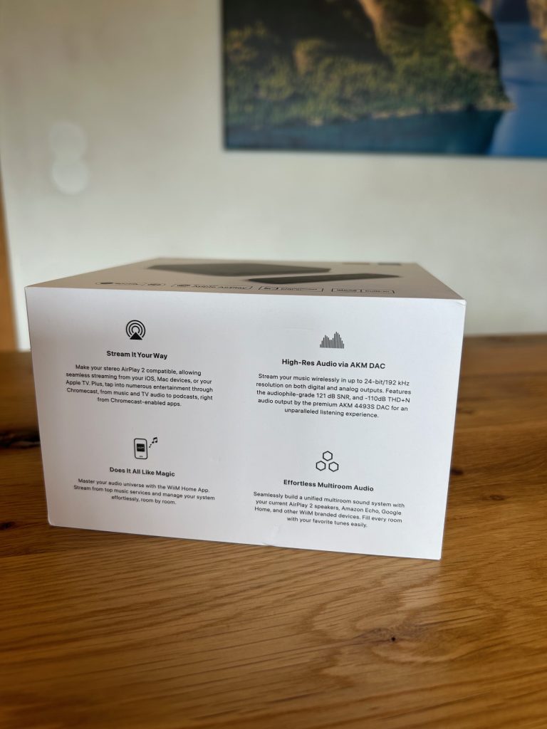 WiiM Pro Plus - Verpackung Oberseite mit Features