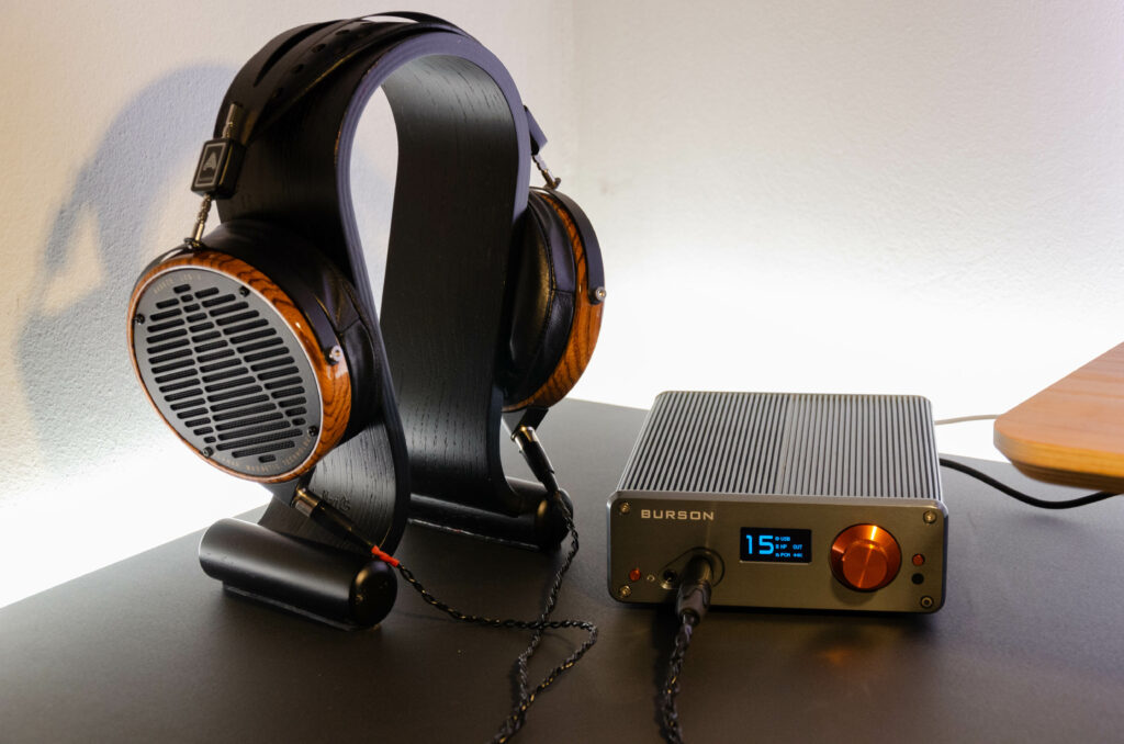 Audeze LCD‑3 Zebrano am Burson Audio Playmate 3 Deluxe