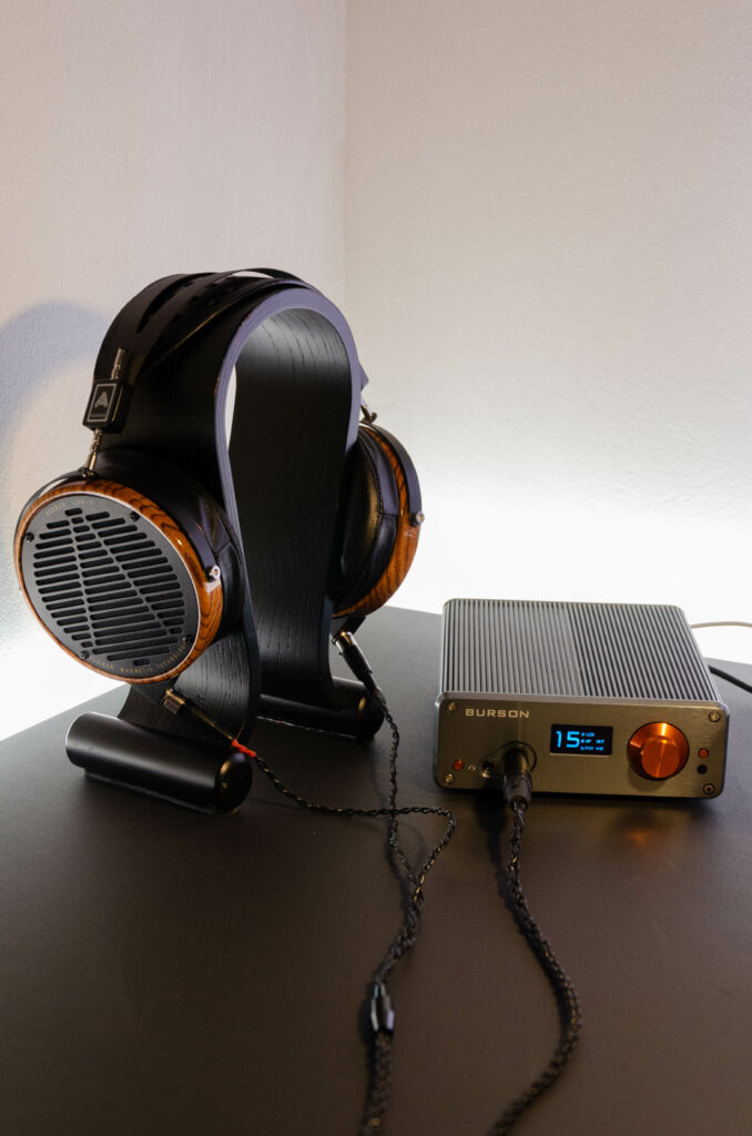 Audeze LCD‑3 Zebrano am Burson Audio Playmate 3 Deluxe