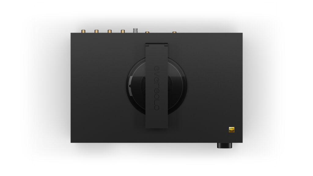 Eversolo DMP-A8 Master Edition Gen2 Ansicht auf Toploader CD Laufwerk
