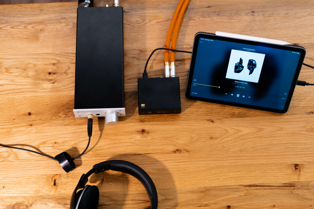 SMSL D1 - Setup mit iPad Air, Lehmann Audio Linear II, Sennheiser HD550 und Ricable Dedalus