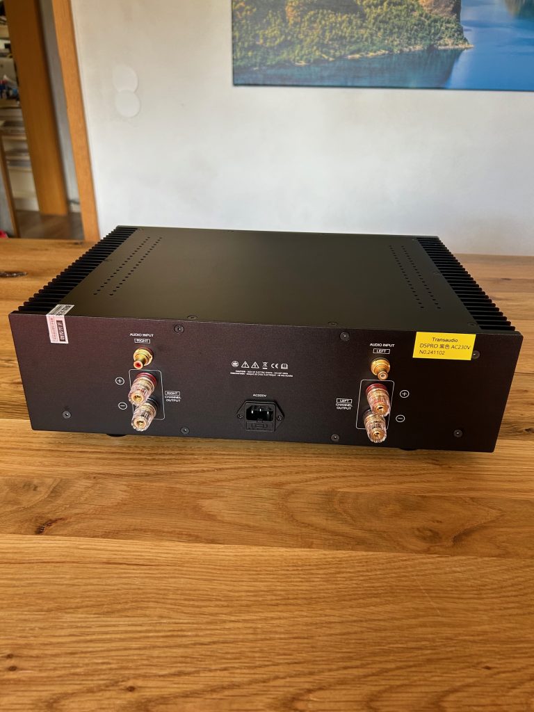 Transaudio D5pro Rückansicht